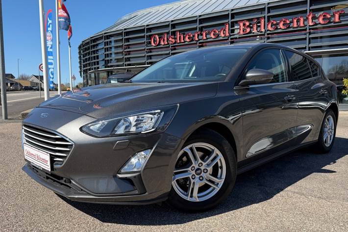 Grå Ford Focus fra 2021