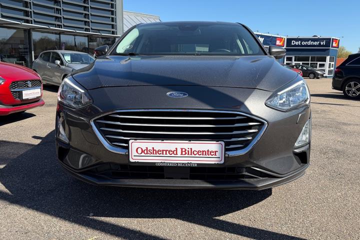 Grå Ford Focus fra 2021
