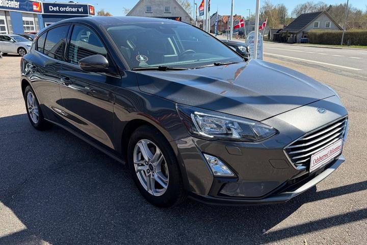Grå Ford Focus fra 2021