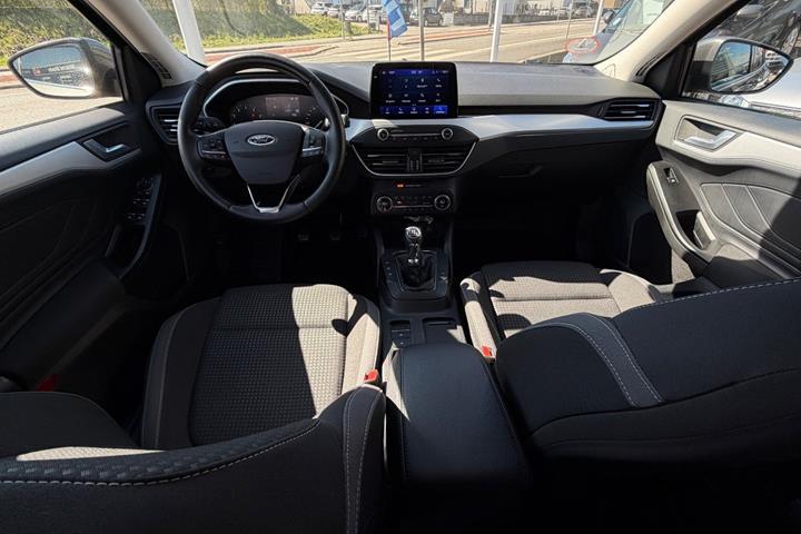 Grå Ford Focus fra 2021