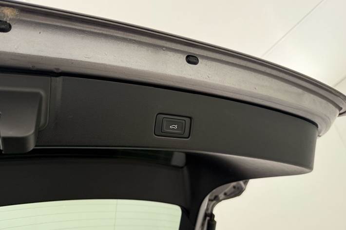 Grå Audi Q4 fra 2022