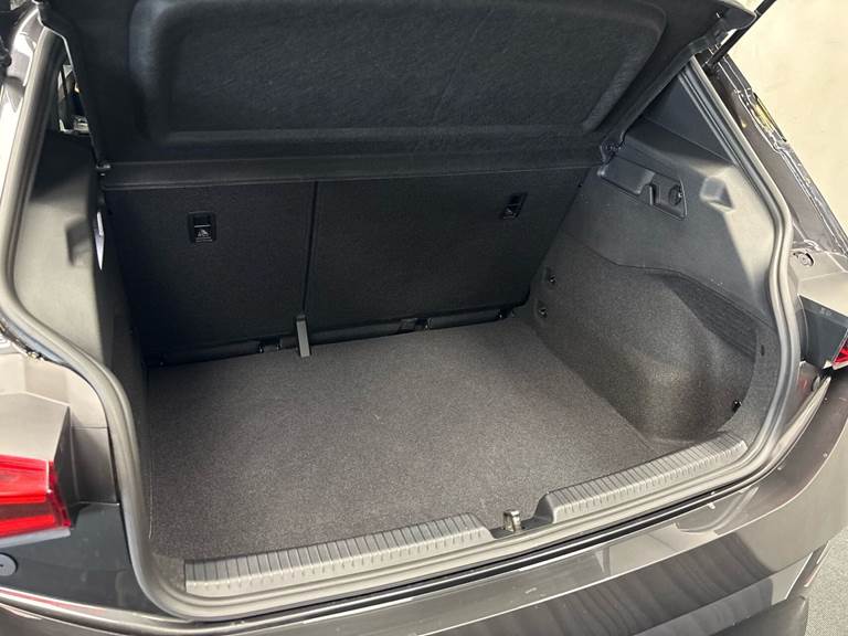 Cupra Born EL e-Boost 231HK 5d Aut.