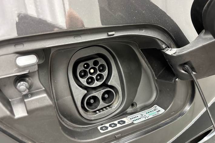 Grå Cupra Born fra 2023