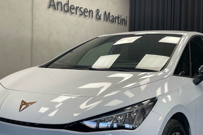 Hvid Cupra Born fra 2023