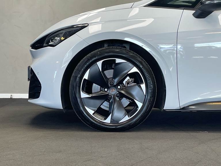 Cupra Born EL e-Boost 231HK 5d Aut.