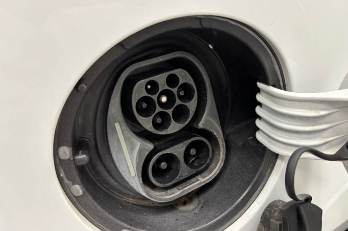 Hvid VW e-up fra 2021