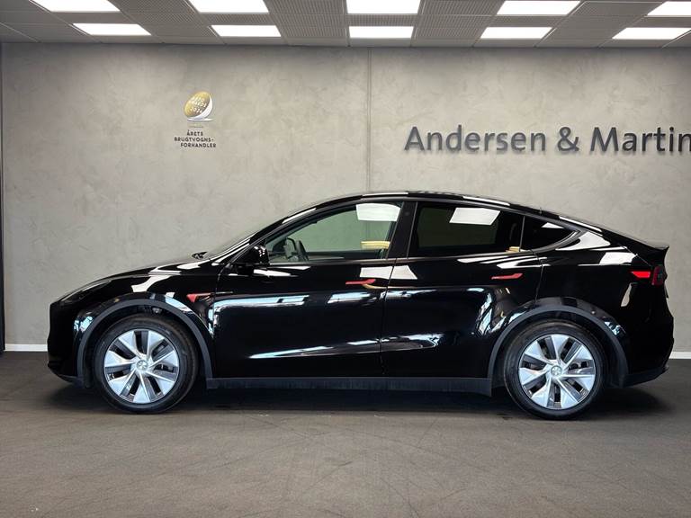 Tesla Model Y EL RWD 299HK 5d Aut.