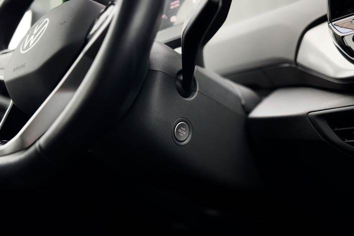 Grå VW ID.4 fra 2023