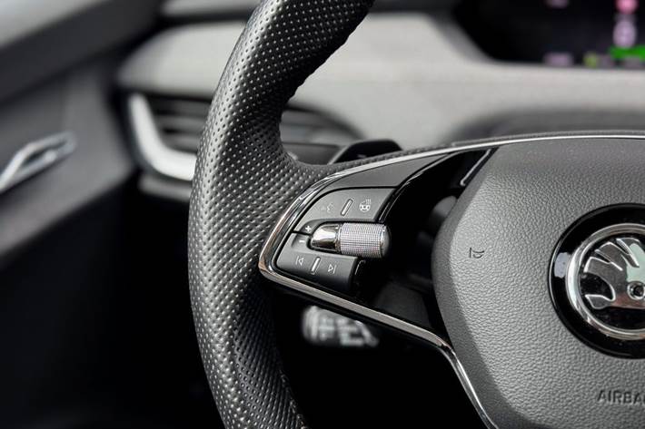 Grøn Skoda Enyaq fra 2022