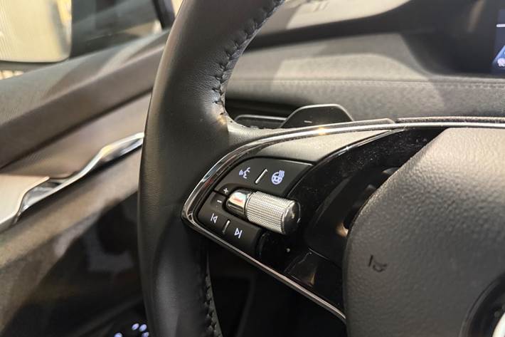 Grå Skoda Enyaq fra 2021