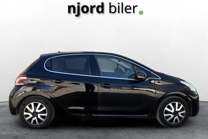 undefined Peugeot 208 fra 2012