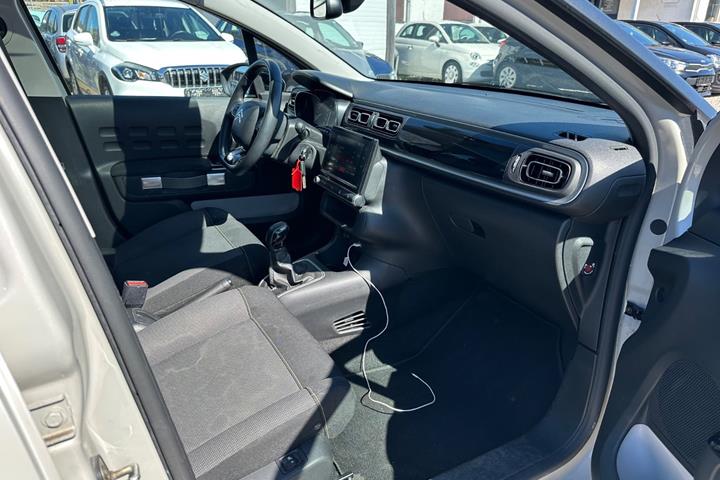 Beige Citroën C3 fra 2019