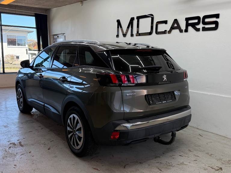 Peugeot 3008 1,2 e-THP 130 Allure