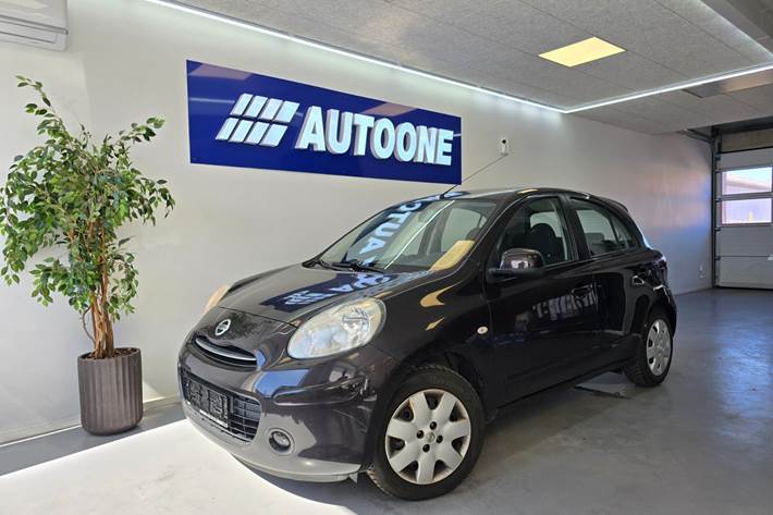 Sort Nissan Micra fra 2012