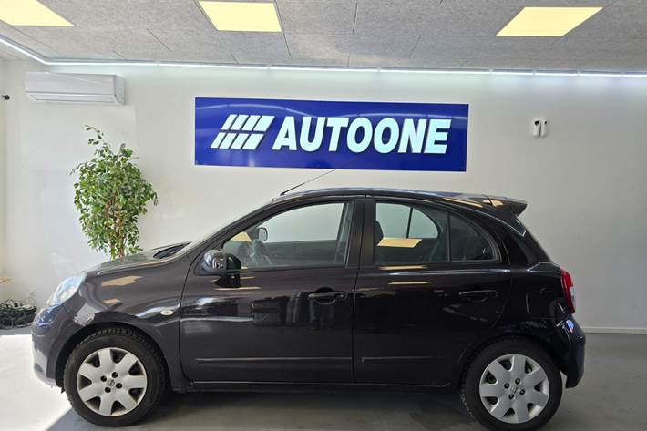 Sort Nissan Micra fra 2012