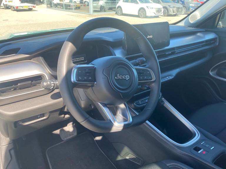 Jeep Avenger 54 Summit