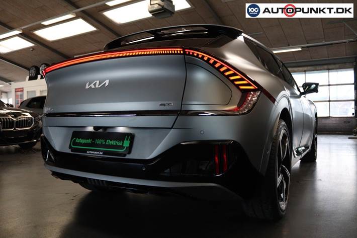 Grå Kia EV6 fra 2023