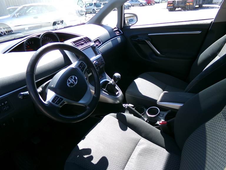 Toyota Verso 2,0 D-4D T2 Vision 7prs