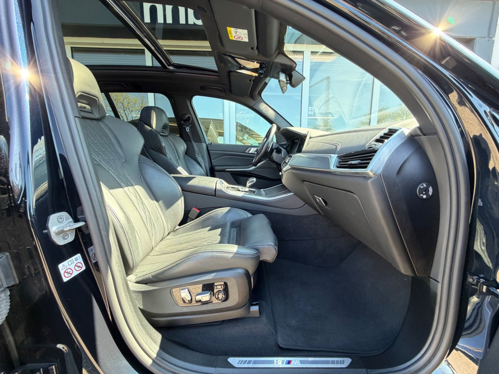 Sort BMW X5 fra 2021