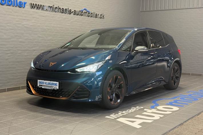 Blå Cupra Born fra 2023