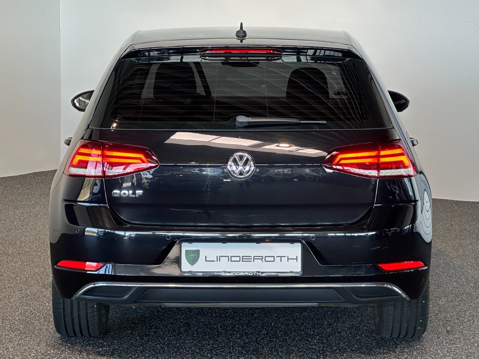 Sort VW Golf VII fra 2018