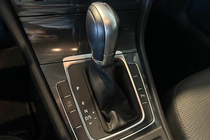 Sort VW Golf VII fra 2018