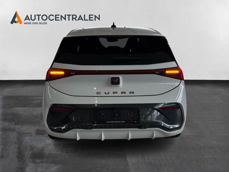 Cupra Born 77 e-Boost