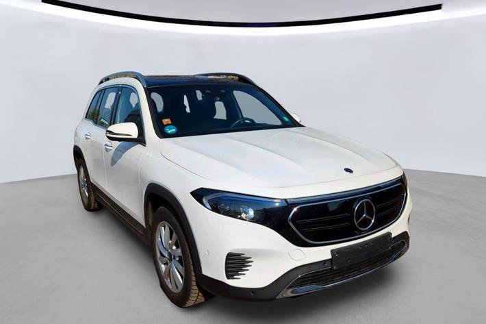 Hvid Mercedes EQB250+ fra 2024