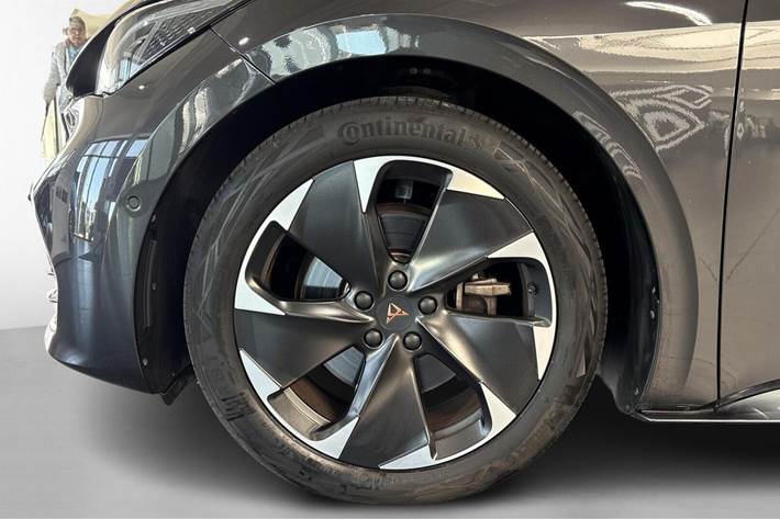 Grå Cupra Born fra 2023