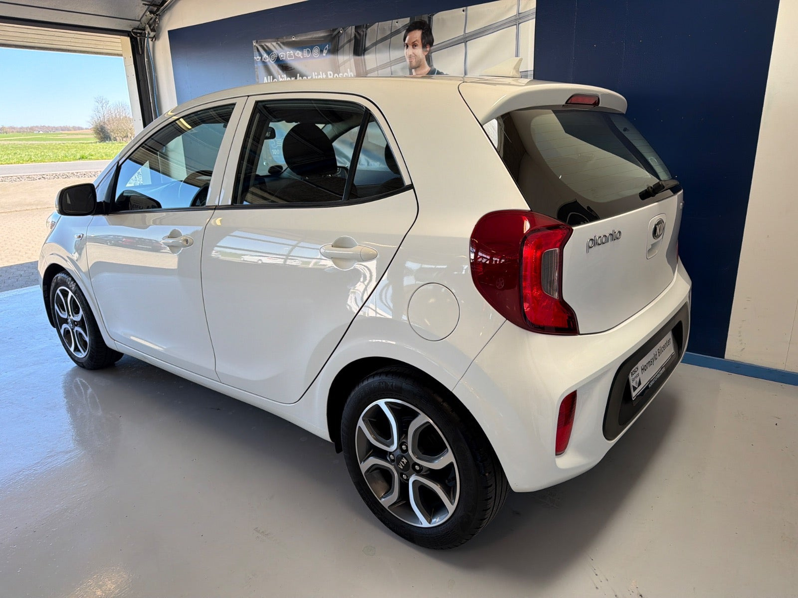 Hvid Kia Picanto fra 2019