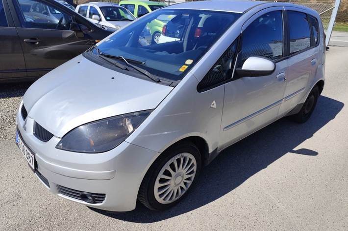 undefined Mitsubishi Colt fra 2008