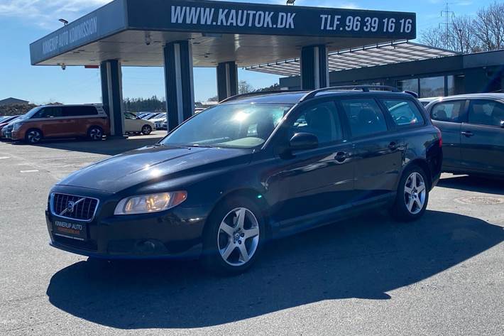 Sort Volvo V70 fra 2008
