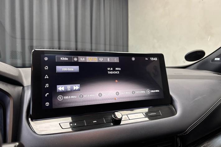 Grå Nissan Qashqai fra 2022