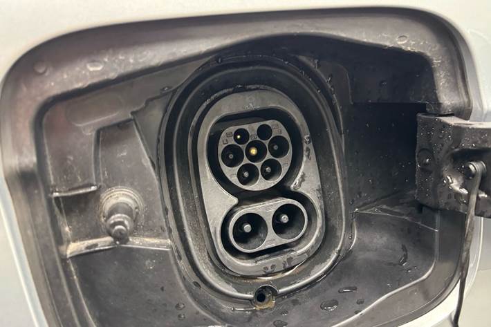 Sølv Skoda Enyaq fra 2021