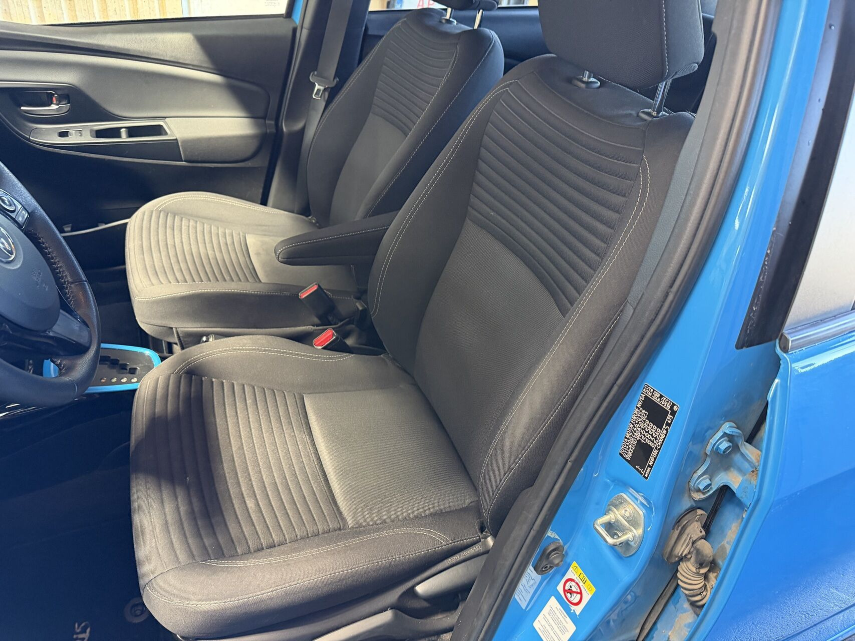 Sort Toyota Yaris fra 2019