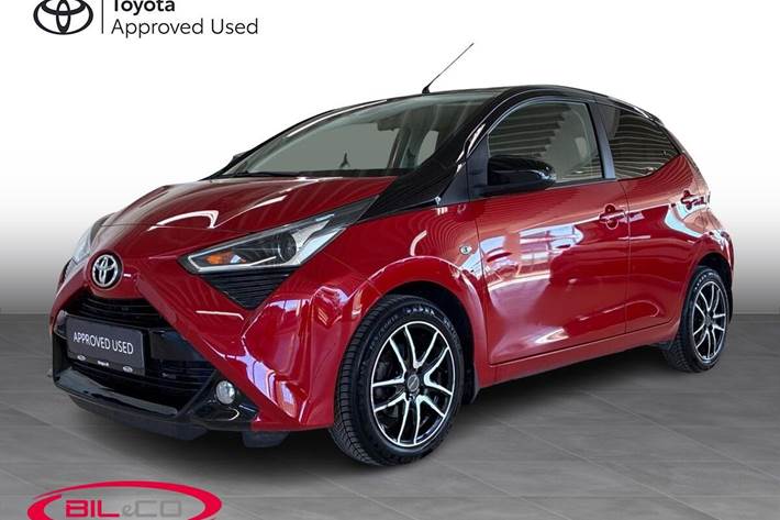 Rød Toyota Aygo fra 2020