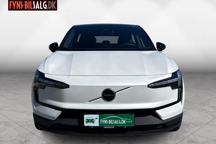 Hvid Volvo EX30 fra 2024