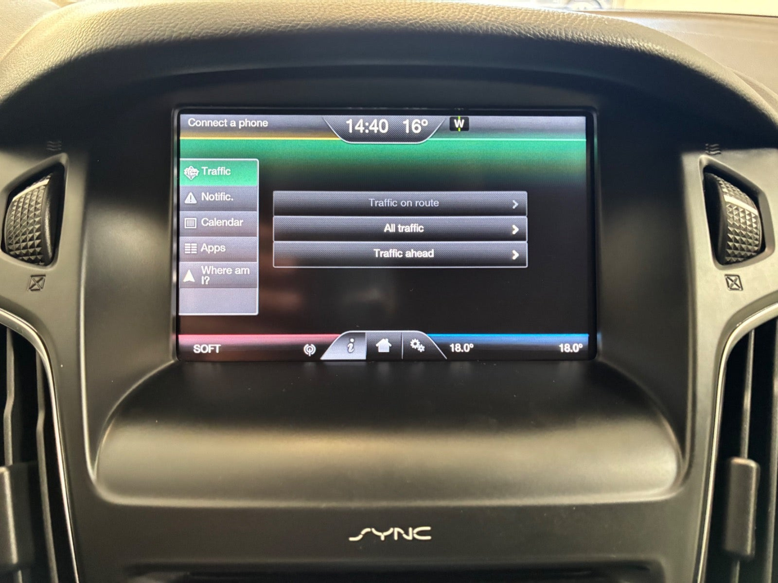Beige Ford Focus fra 2016