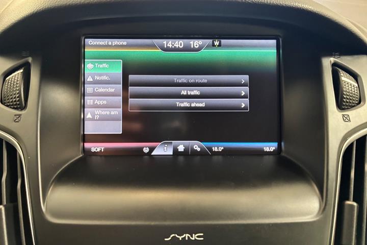 Beige Ford Focus fra 2016
