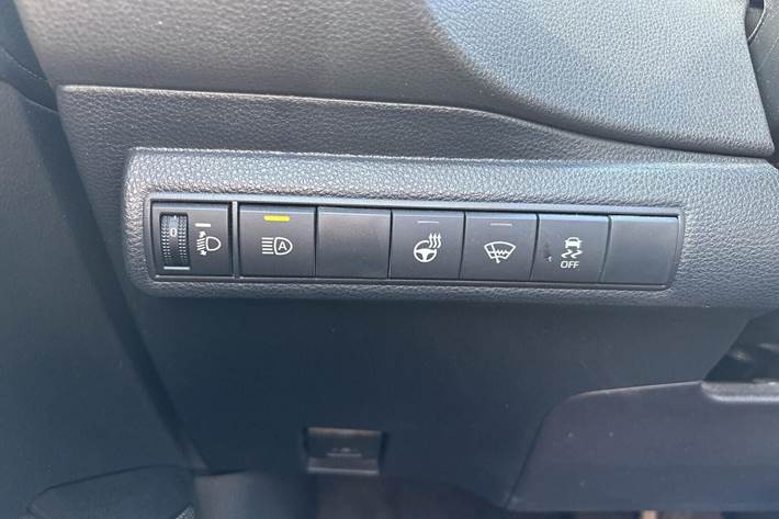 Sølv Toyota Corolla fra 2019