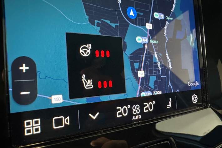 Sort Volvo XC40 fra 2023