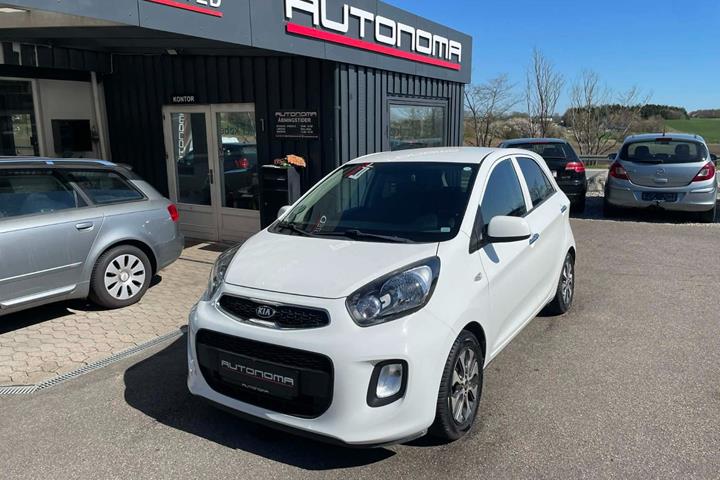 Hvid Kia Picanto fra 2016 set udefra