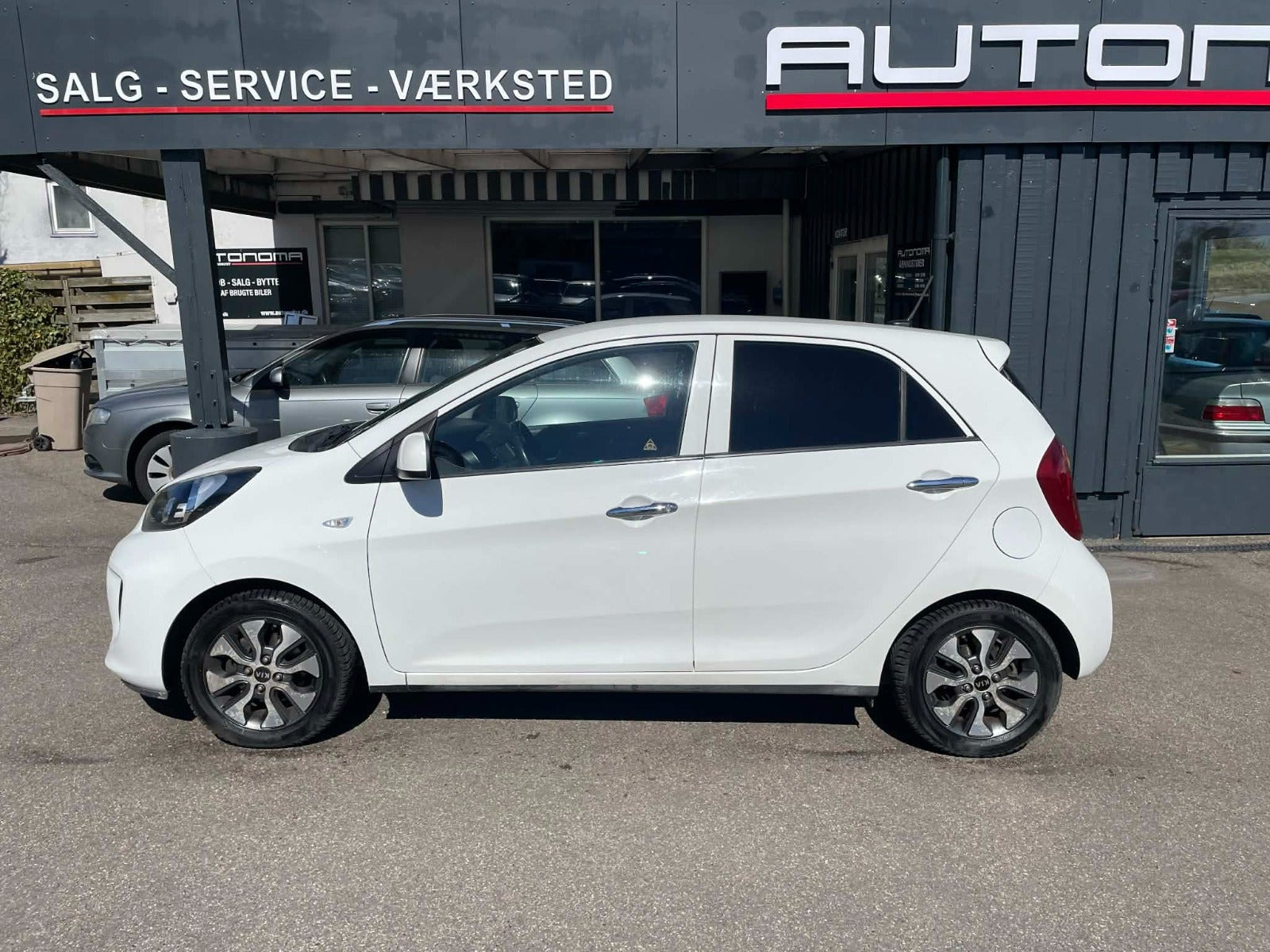 Hvid Kia Picanto fra 2016