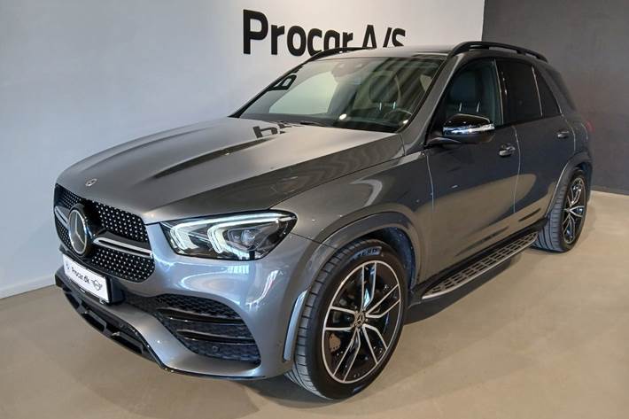 Grå Mercedes GLE350 de fra 2022