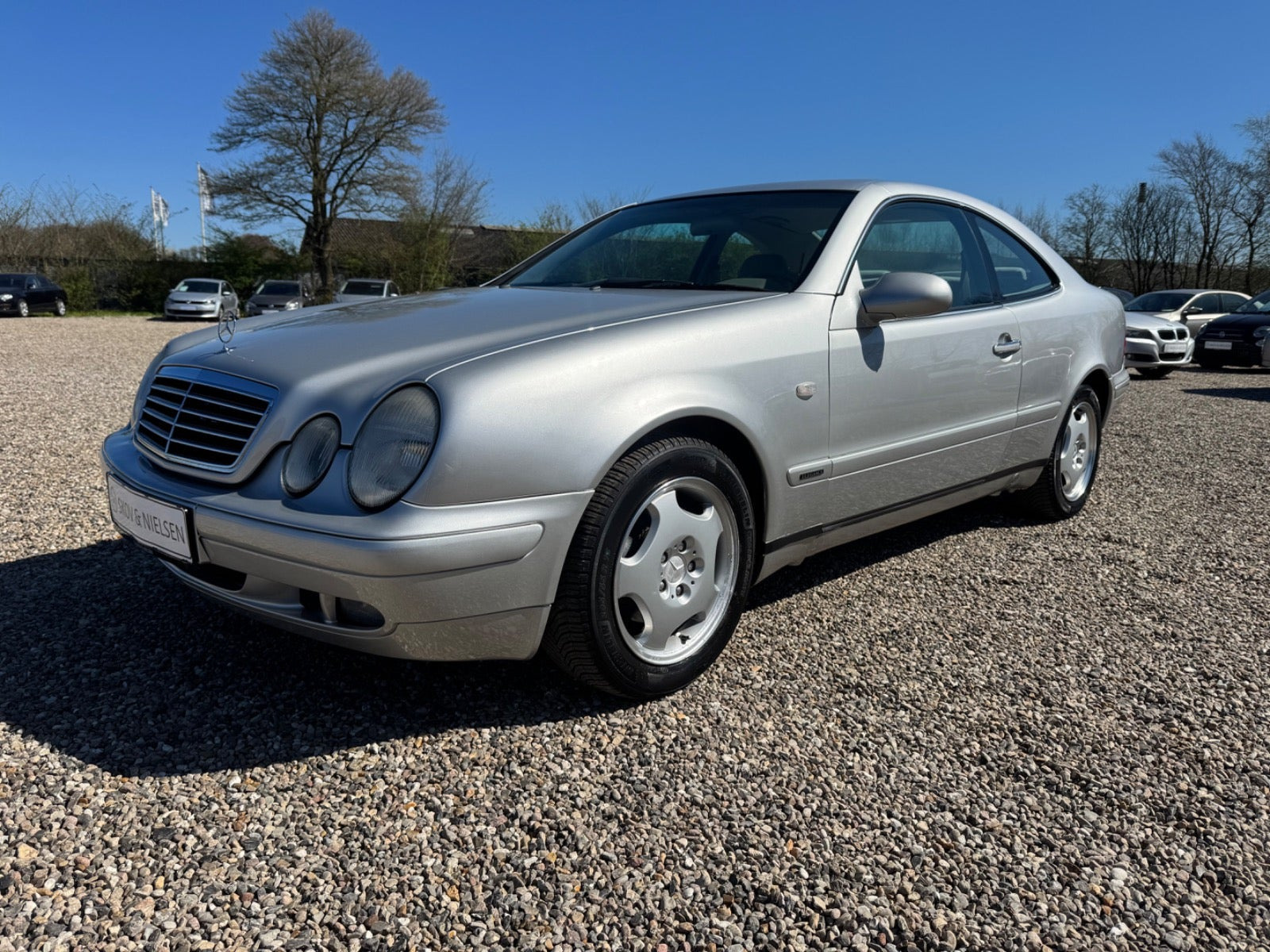 Sølv Mercedes CLK200 fra 1998