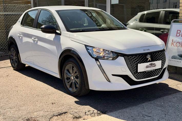 Hvid Peugeot e-208 fra 2023