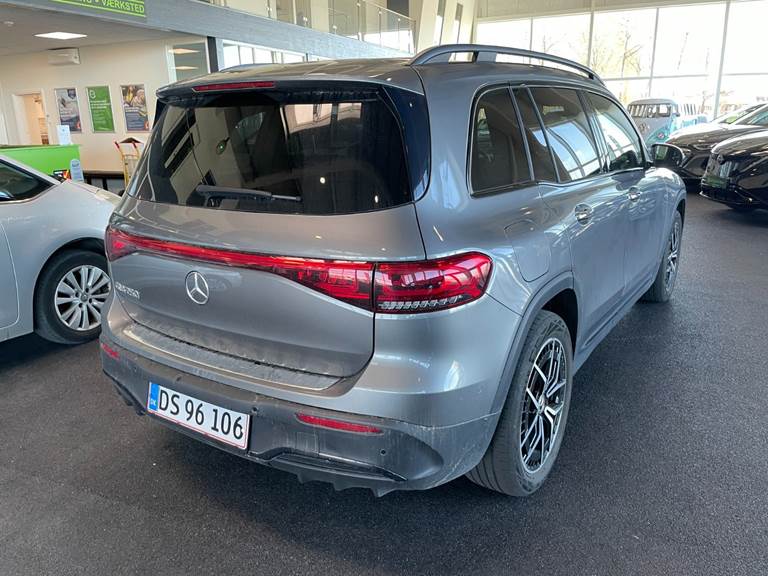 Mercedes EQB250 AMG Line