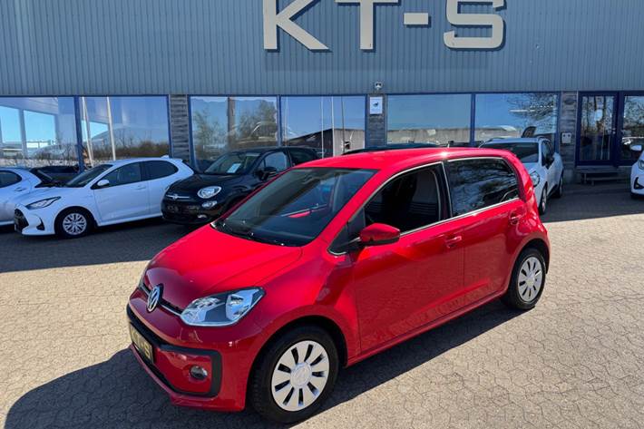 Rød VW UP! fra 2017