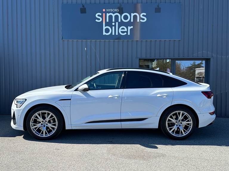 Audi e-tron 55 S-line Sportback quattro