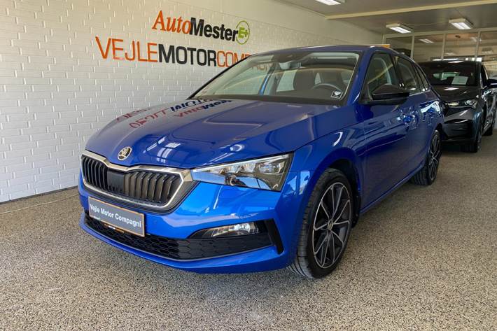 Blå Skoda Scala fra 2020